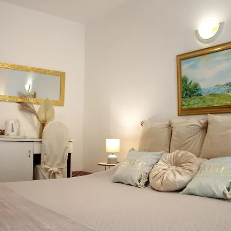 Avalena Rooms Ζαντάρ
