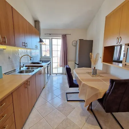 Guest house Avalena 3*