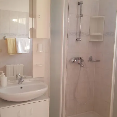 Art Depandansa Gæstehus