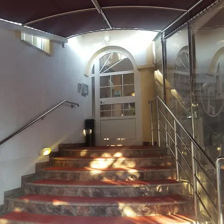 Avalena Guest house 3*